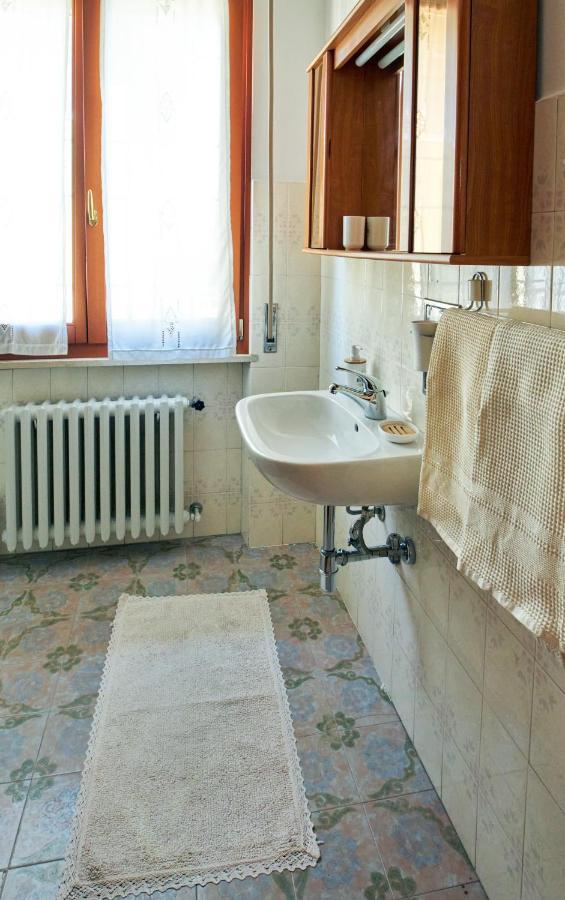Cinzia'S Holiday Home Десенцано дел Гарда Екстериор снимка